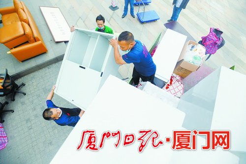 廈門家政服務需求激增，保潔、空調清洗與長途搬家業務繁忙